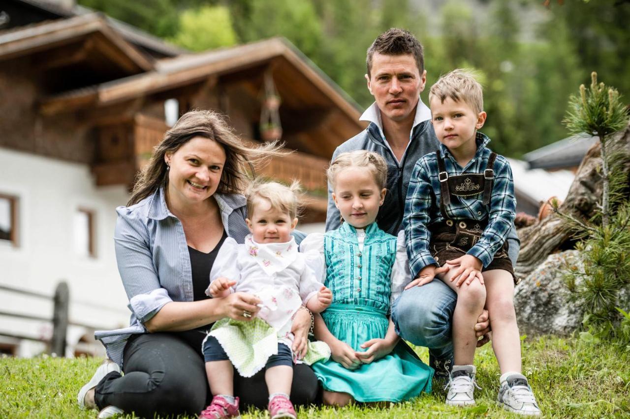 Unterlutaschg-Chalet Appartement Am Hof Slingia エクステリア 写真