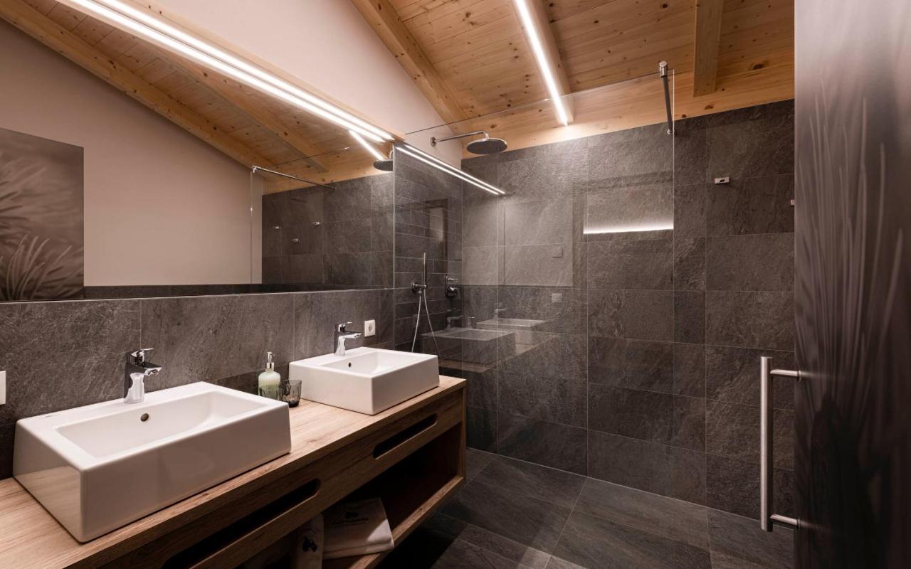 Unterlutaschg-Chalet Appartement Am Hof Slingia エクステリア 写真